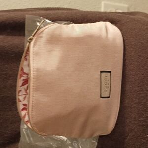 Gucci makeup bag Bloom